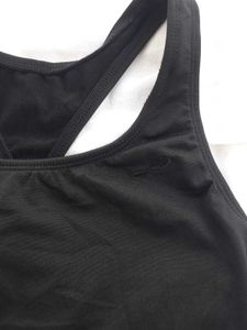 athletic fitted  Black  Top