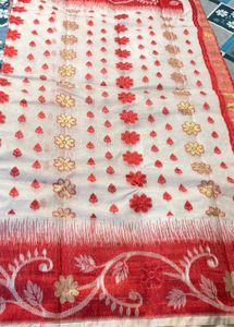 Dhakai jamdani Semi Hard Saree