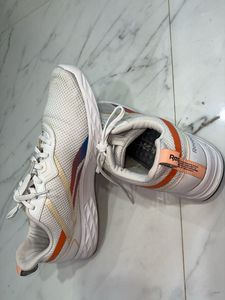 Reebok Sneakers