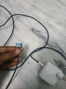 Apple 30W USB-C Power Adapter