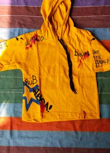 Yellow Graphic Print Hoodie baby ke liye