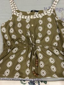Olive Green Printed Strappy Top with a free gift