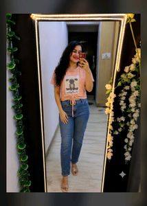Cute Bear Graphic Crop Top