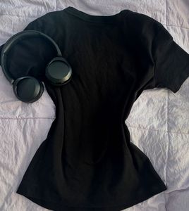 Black Basic Tee