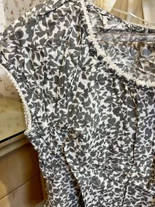 Floral Print Short Sleeve Top