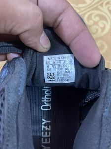 Addidas shoes for unisex