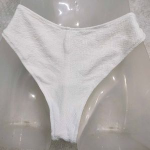 Chic Textured High-Waisted Bikini Bottom 🖤