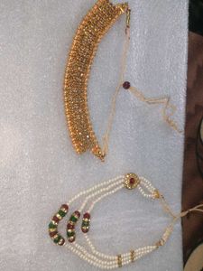 pair of neck piece