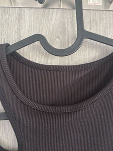 Sleek Black Ribbed Crop Top