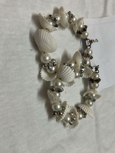 Seashell Pearl Hoop Earrings