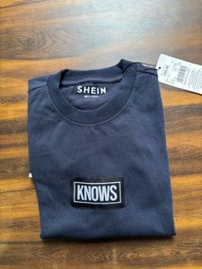 Stylish Navy Blue 'KNOWS' Tee