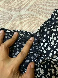 Chic Black &amp; White Printed Midi Dress