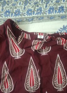 Maroon Printed Cotton Kurta tie neck
