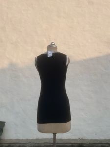Chic Black &amp; White Mini Dress