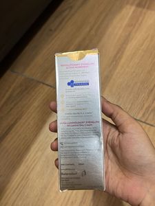 Nivea Luminous EvenGlow Oil Control Day Cream