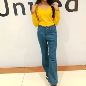 top with jeans both for women