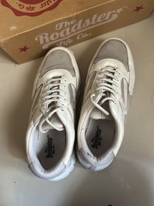 Roadster Men's Casual Sneakers