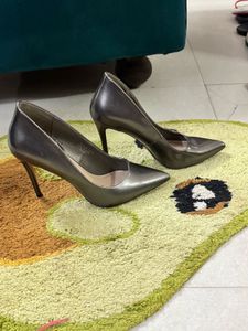 Metallic Pointed Toe Stiletto Heels