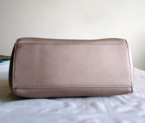🔴Free🎁With Forever Hand Bag