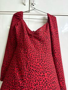 Chic Red Leopard Print Dress