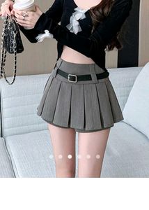 Pleated Mini Skirt with Belt Dark academia vibes