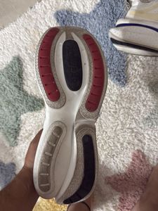 Adidas Bounce Sneakers