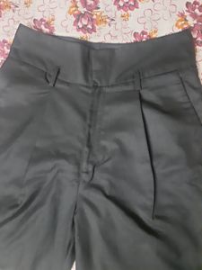 Black Peg Trouser