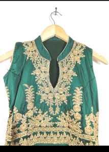 Elegant Green Ethnic Gown