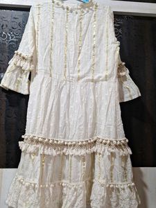 Elegant Cream &amp; Gold Embroidered Kurta