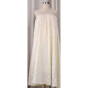 Elegant Off-White Maxi Dress