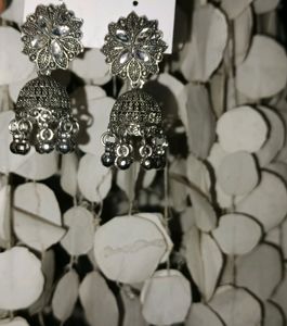 It's fabulous Earring