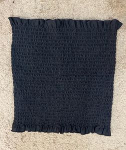 Combo of black and gajri crepe fitted square Tops