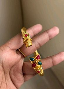 gold look openable kada
