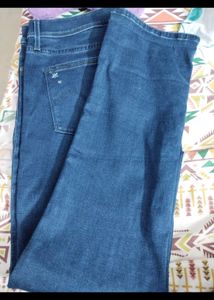 FIXED Price --levis midrise jeans