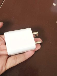 White Mobile Charger Adapter(type C)