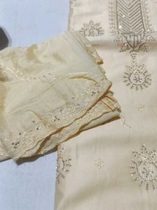 Elegant Cream suit Set with Intricate Embellishmen