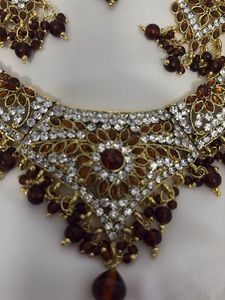 Elegant Indian Jewelry Set