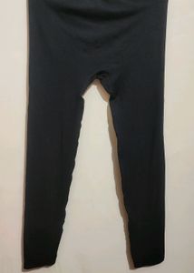 Black ⚫ Legging For 8- 10 Year Girl. 24- 26 Waist
