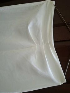 Chic White Midi Skirt with Slit