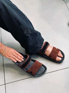 Sandal