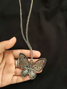 Elegant Butterfly Pendant Necklace
