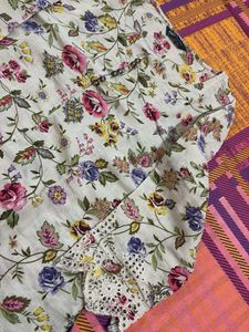 Floral Print Kurta with Lace Detailing