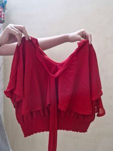 Chic Red Batwing Sleeve Cropped Top