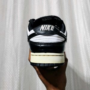 Nike Dunk Low "Panda"