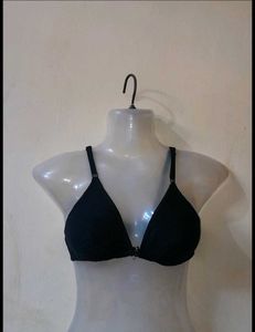 Front Open Black Bra.