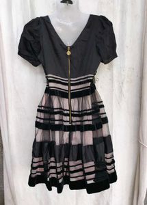 4208. Elegant Black &amp; Pink Striped Dress