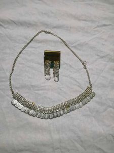 Sparkling Coin Necklace &amp; Earring Set