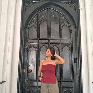 Wide Leg Grey Jeans with a snatching waist element