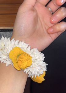 Exquisite Flower Hair/ HandAccessory