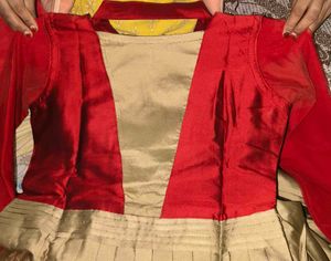 Sale Guys Red And Beige Gown